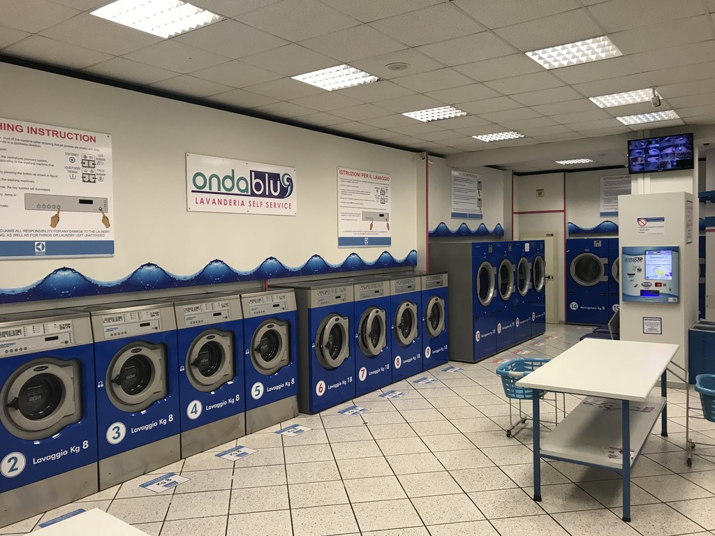 ondablu lavanderia self service a salerno